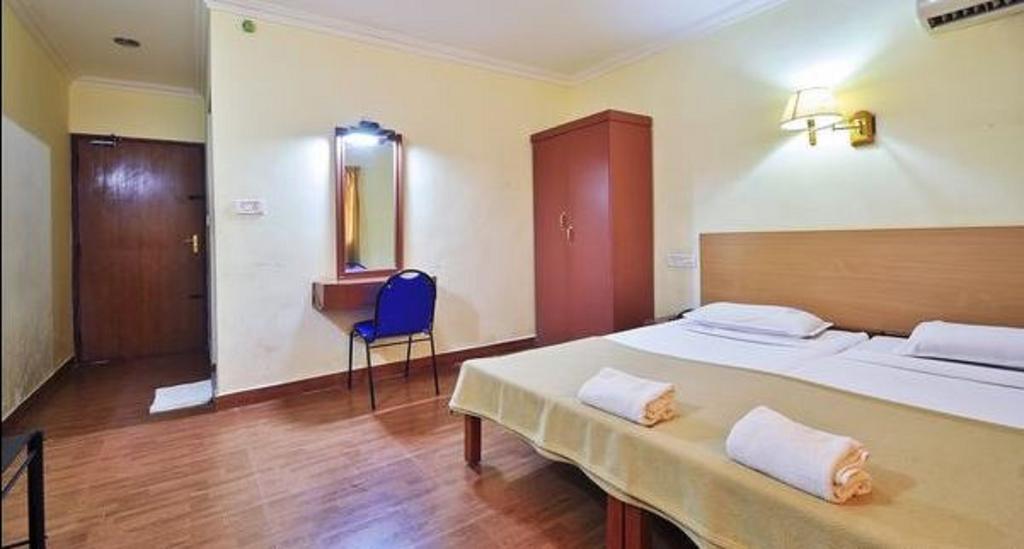 Hotel Srinivas Kochi Kültér fotó